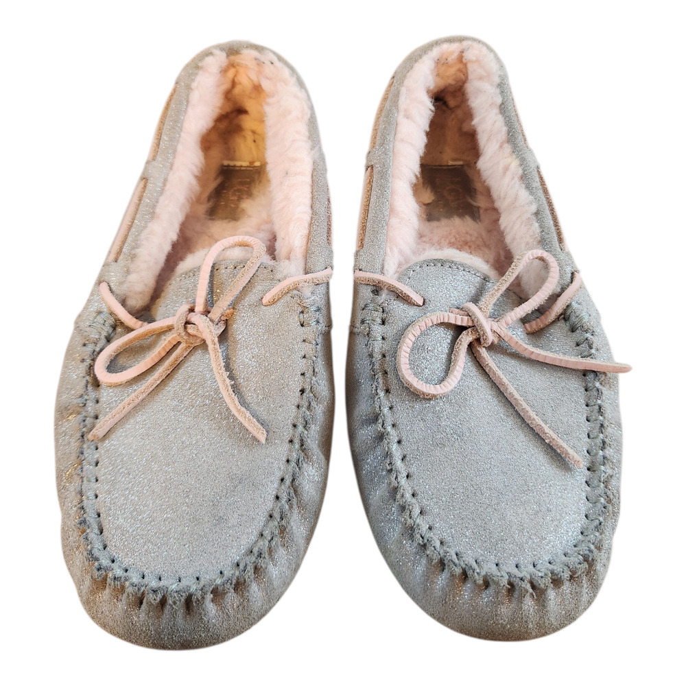 UGG Dakota slippers shiny seal sz 8 breast cancer awareness leather pink ribbon